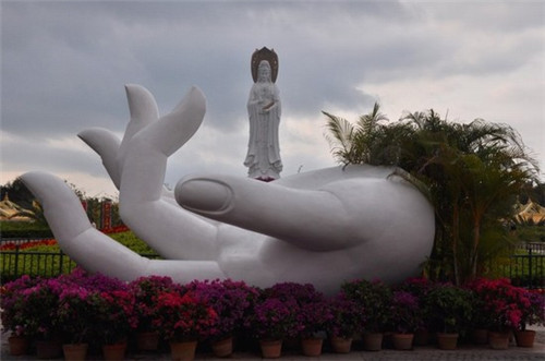 南阳的烧鸡哪家好吃（南阳的烧鸡哪家好吃一点）